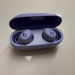 Beats Solo buds